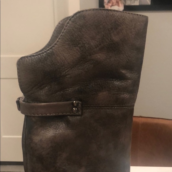 Frye Kelly Over-The-Knee-Boot - Picture 7 of 9